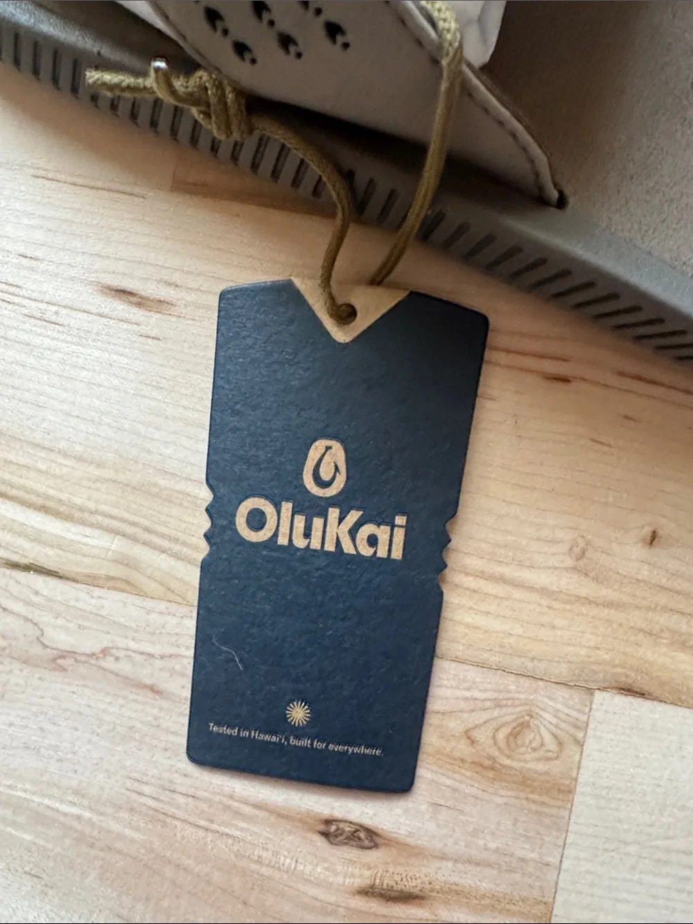 OluKai Ulele Slide flip flop in Mustang and Mineral Men’s size 9 - BNWT